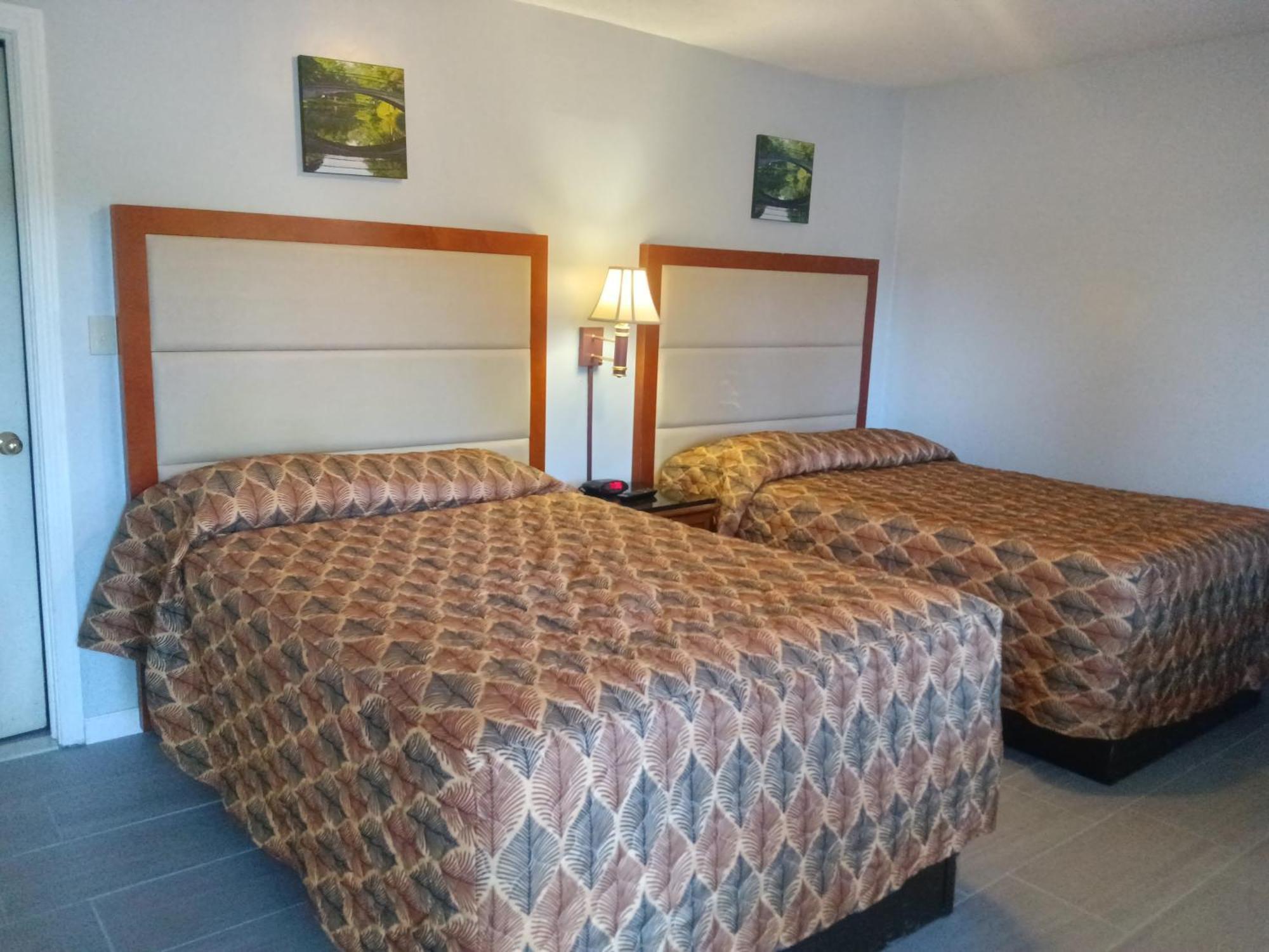 Maple Leaf Motel New Milford Экстерьер фото