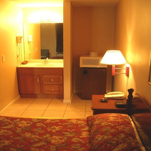 Maple Leaf Motel New Milford Номер фото