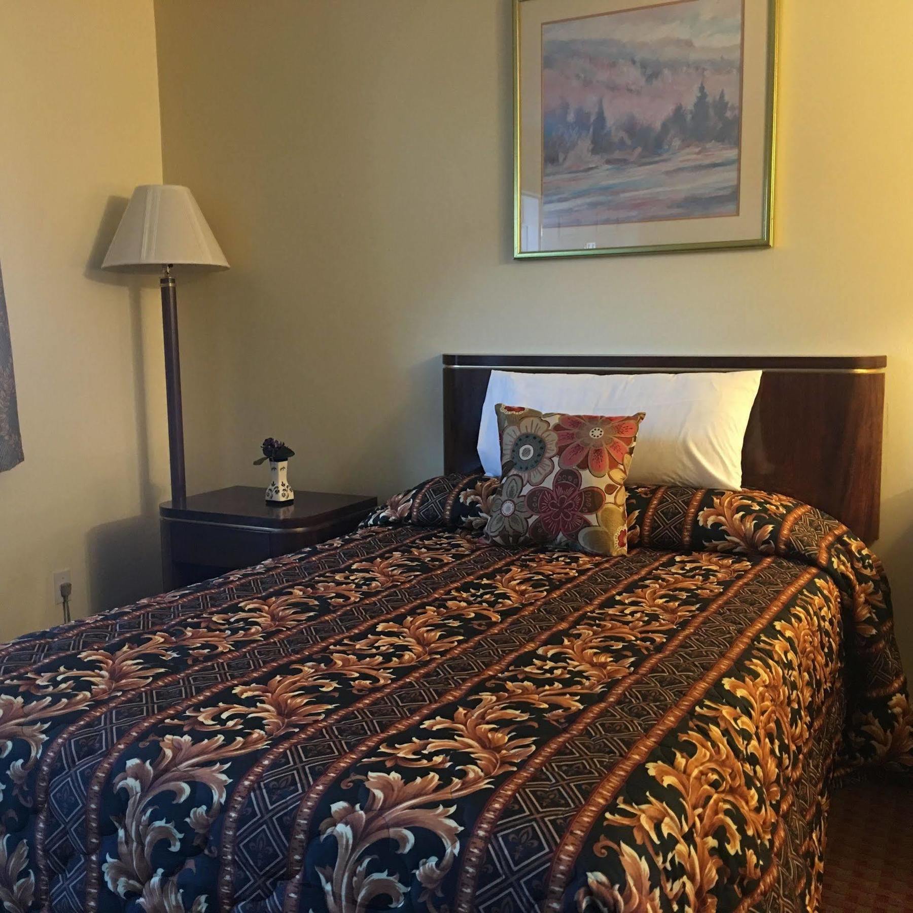 Maple Leaf Motel New Milford Экстерьер фото